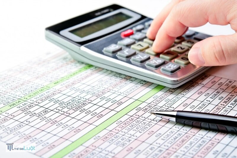 Sang tên xe máy hết bao nhiêu tiền - Mức thu và giá tính